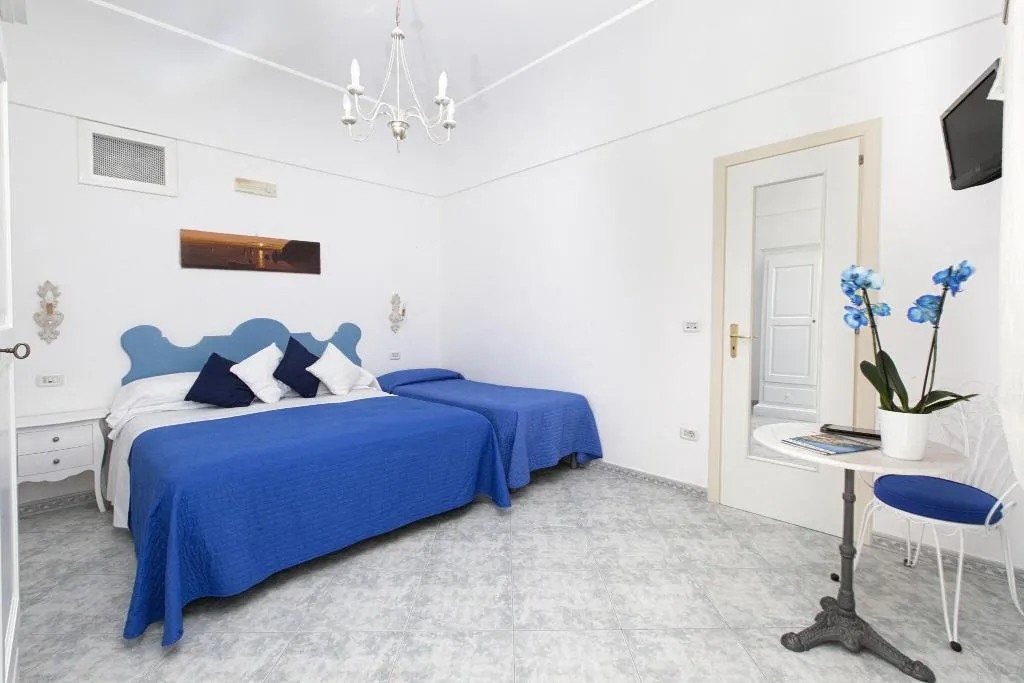 TRIPLE STANDARD Room, La Maliosa D' Arienzo, Naples