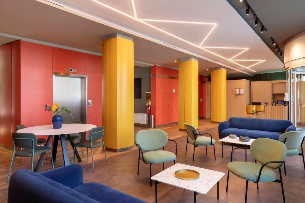 Lobby, B&B Hotel Milano Aosta, Milan