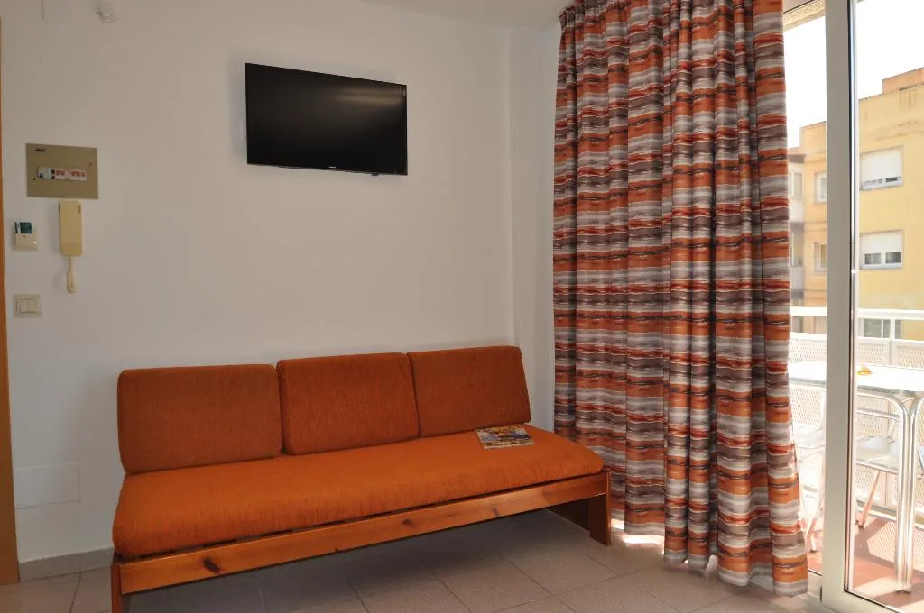 STUDIO CAPACITY 3 Room, Safari, Costa Brava