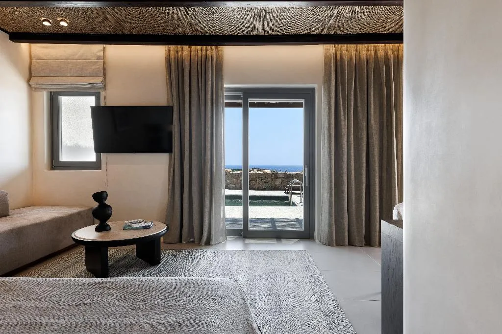 JUNIOR SUITE SEA VIEW POOL VIEW Room, Maximus Mykonos, Mykonos
