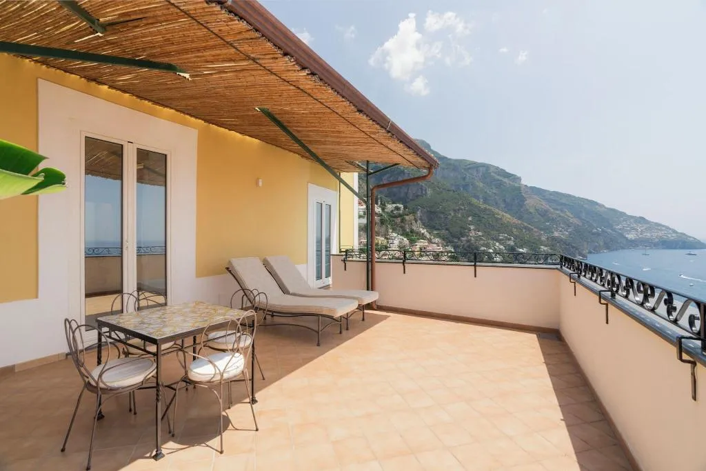 SUITE SUPERIOR SEA VIEW Room, Villa Magia, Naples