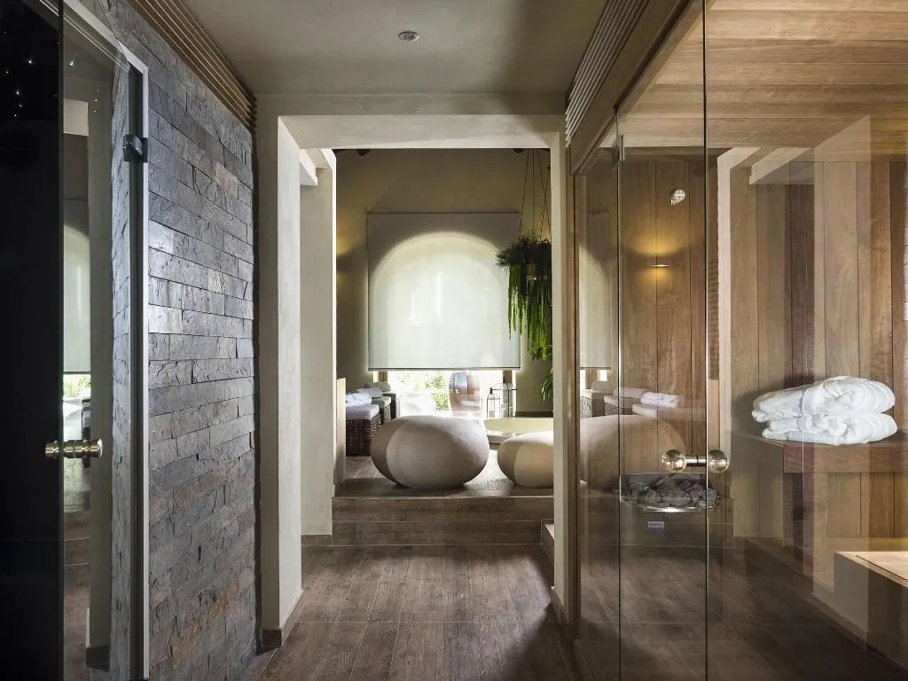 Sports and Entertainment, Relais San Giuliano, Catania