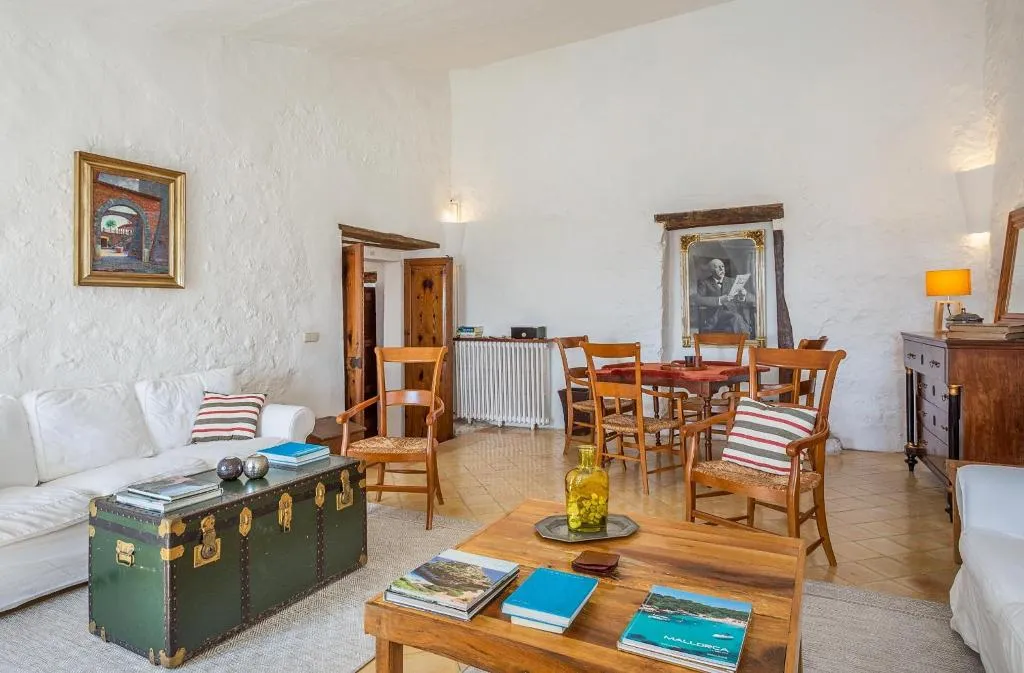 General view, Finca Hotel Es Castell, Majorca