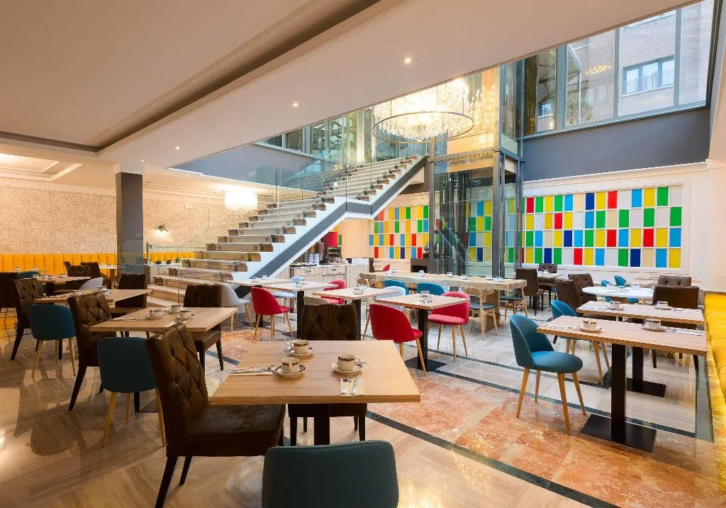 Restaurant, Madrid Leganes Affiliated By Melia, Madrid