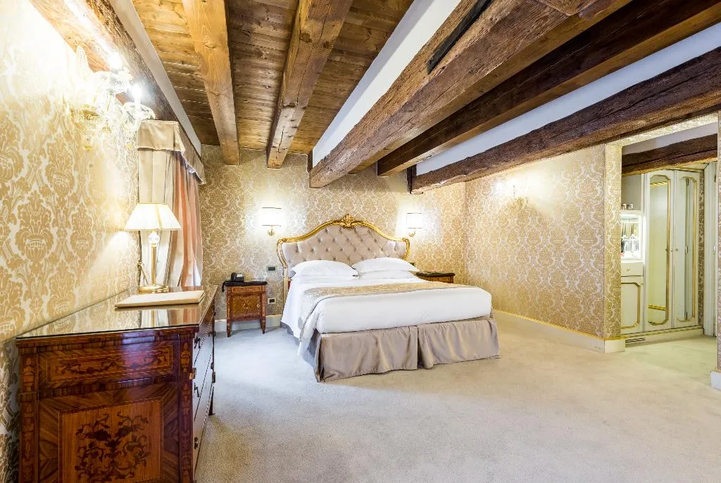 DOUBLE DELUXE Room, Ai Cavalieri Di Venezia, Venice