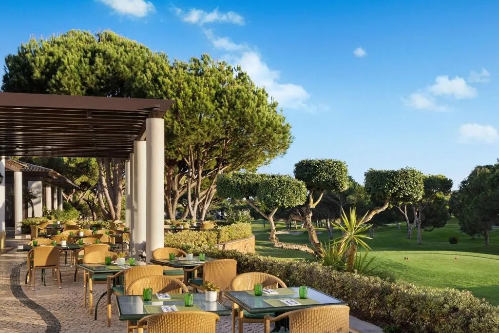 Restaurant, Pine Cliffs Residence, Algarve