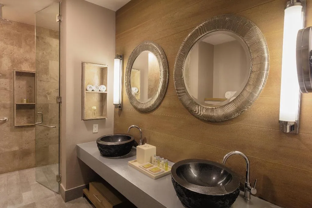 JUNIOR SUITE KING SIZE BED Room, The Yucatan Playa del Carmen Tapestry Collection, Playa Del Carmen