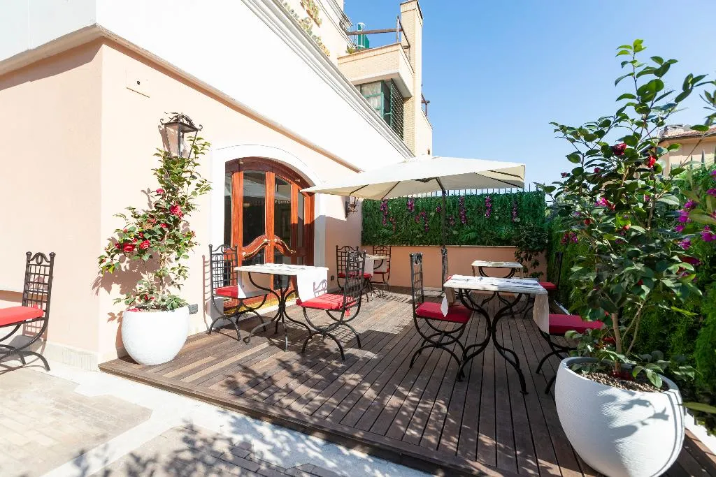 Terrace, River Chateau, Rome