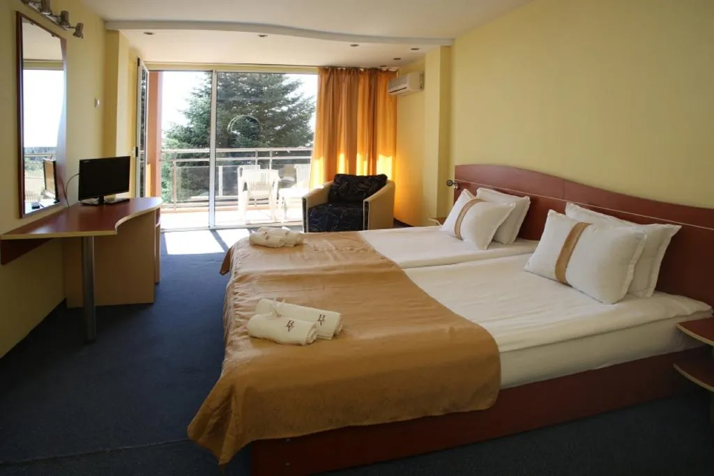 DOUBLE PARK VIEW Room, Bona Vita, Varna