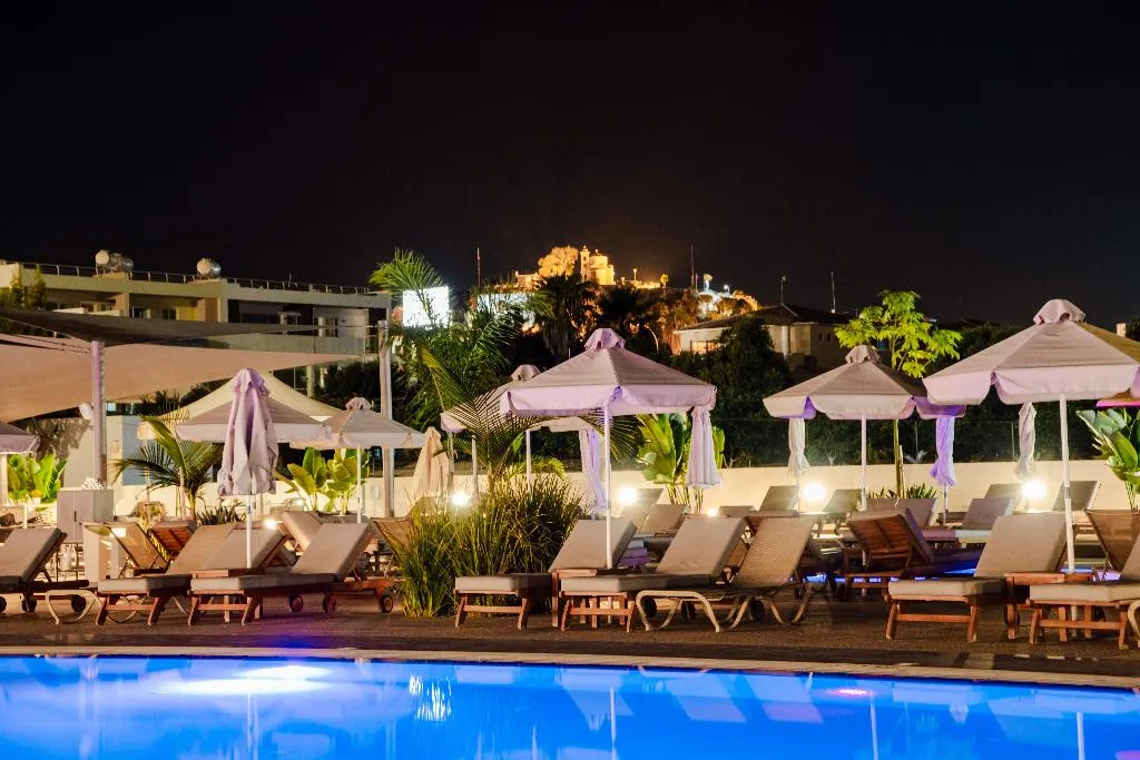 Pool, Kapetanios Bay Hotel Protaras, Cyprus