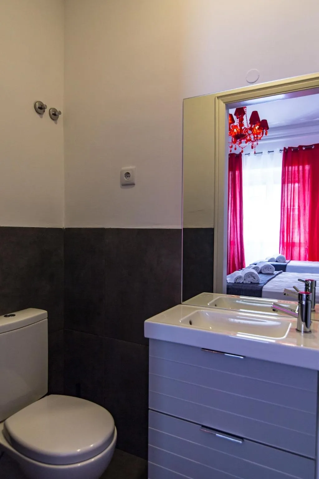 Room, Home Sweet Lisbon, Lisbon