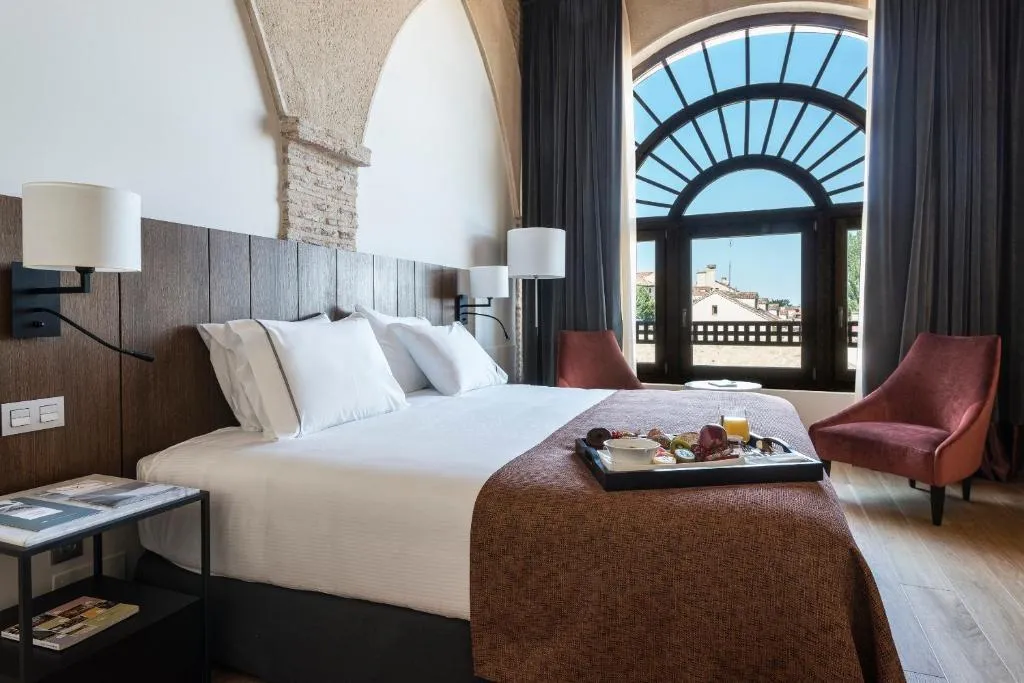 DOUBLE SINGLE USE SUPERIOR Room, Áurea Convento Capuchinos by Eurostars Hotel, Madrid