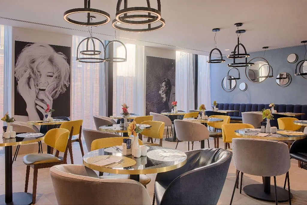 Restaurant, Avani Rio Novo Venice Hotel, Venice