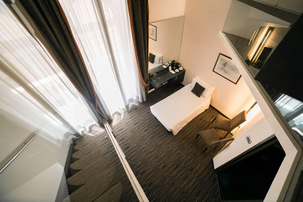 JUNIOR SUITE KING SIZE BED Room, Best Western Plus Hotel Universo, Rome