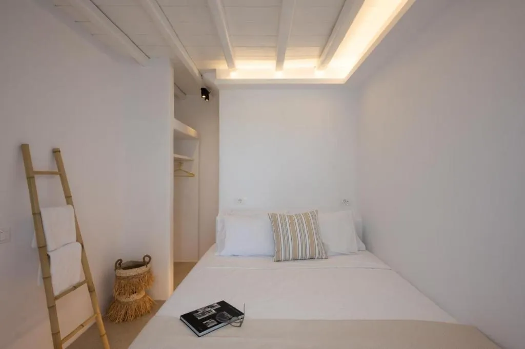 VILLA THREE BEDROOMS THREE BATHROOMS Room, Sunrise Villa - Sea View Private Pools, Mykonos