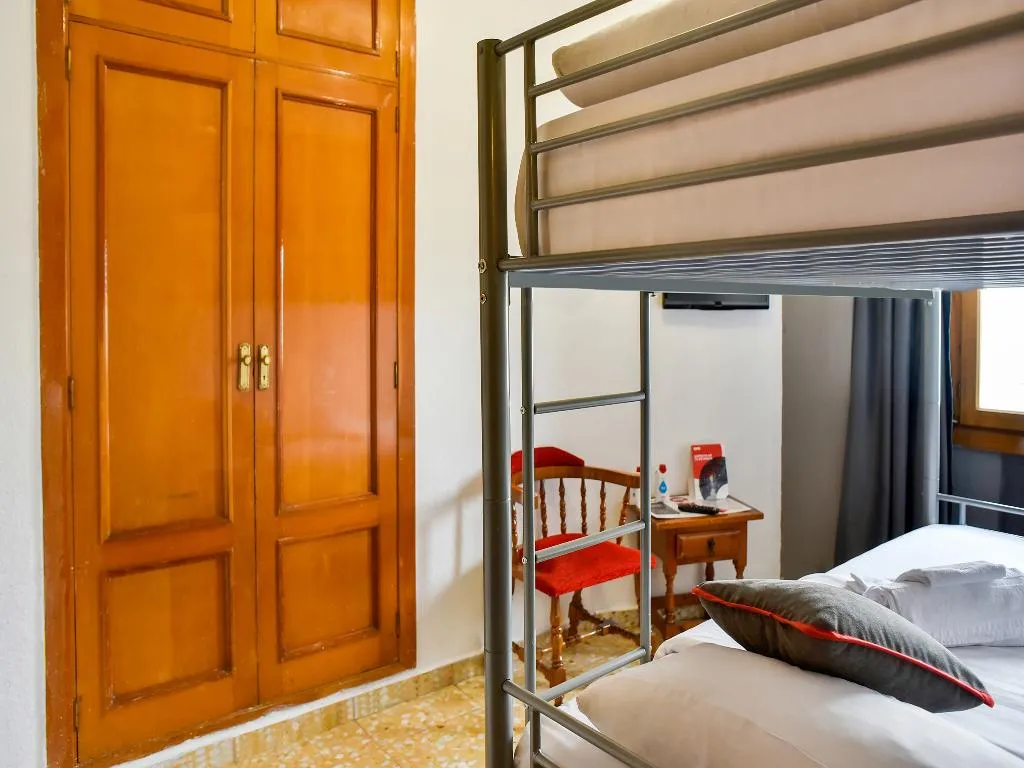 TWIN STANDARD Room, Hostal Carabanchel, Madrid