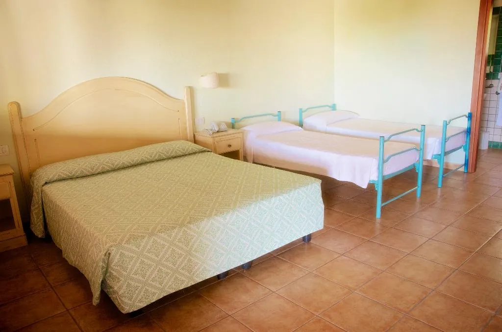 QUADRUPLE STANDARD Room, Club Esse Cala Gonone Beach Village, Olbia