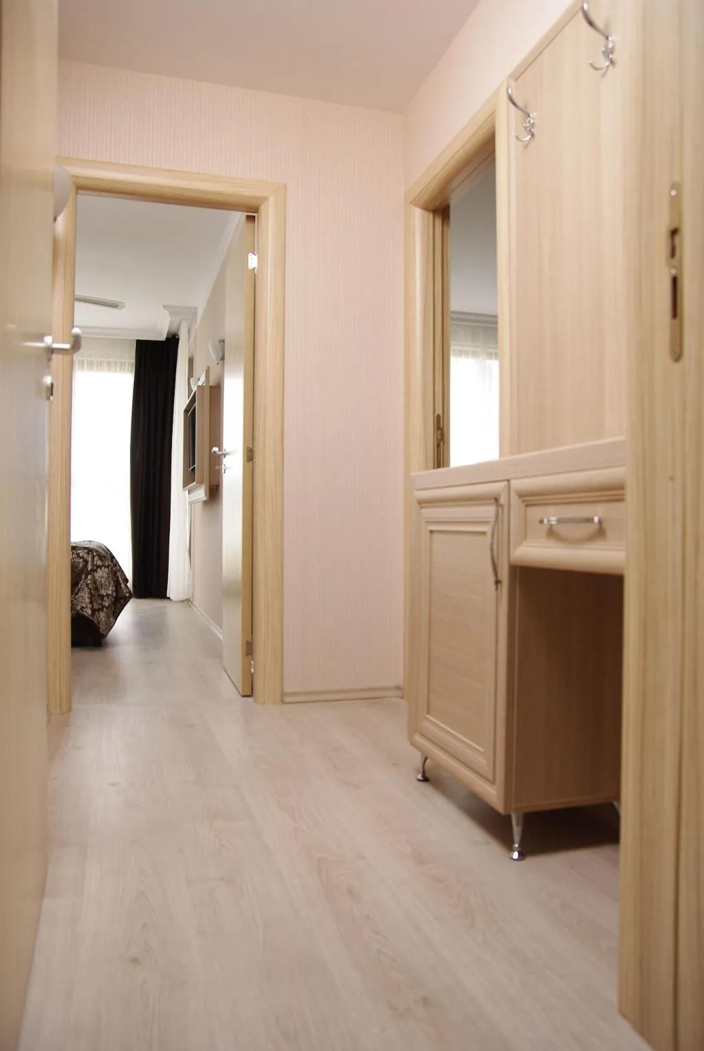 Room, Harmony Suites 2&3, Bourgas