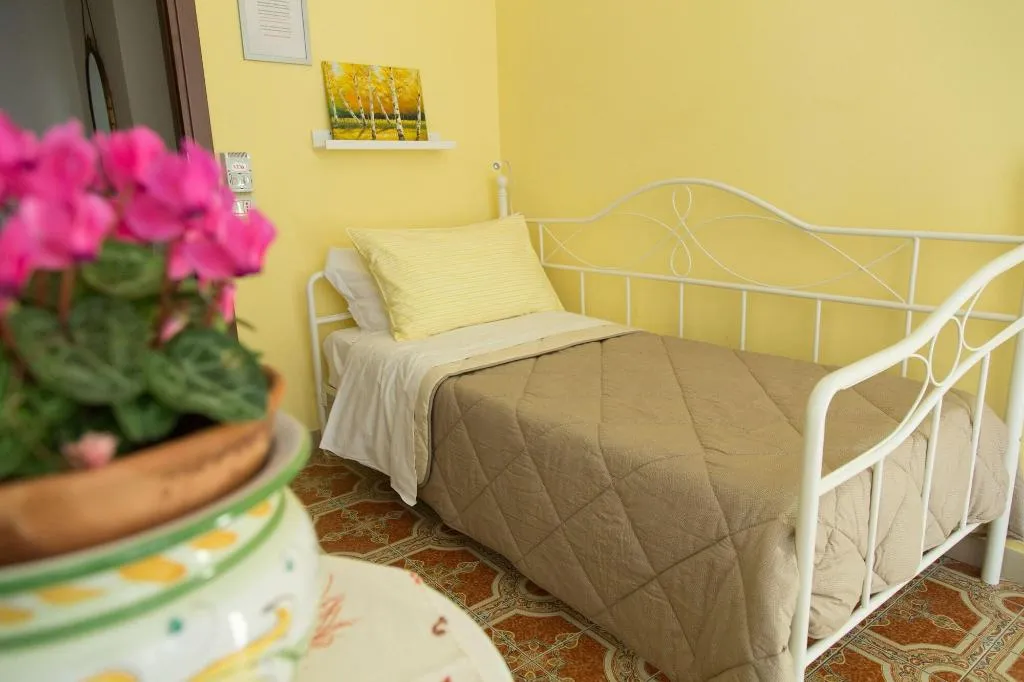 Room, Catania Inn, Catania