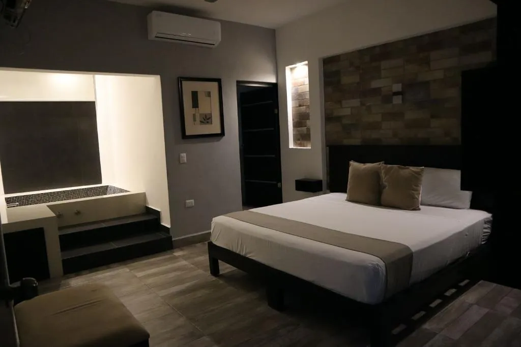 SUITE SUPERIOR KING BED Room, Hotel Zibahun, Cancun Area