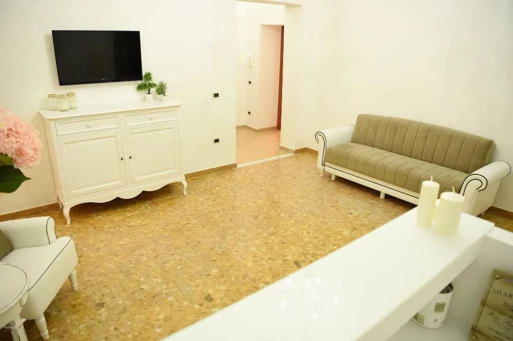 Lobby, B&B Bonne Suites, Naples