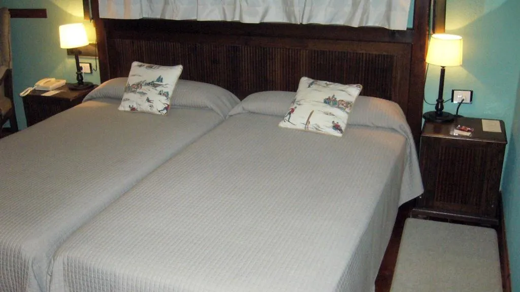 Room, Parador de Arties, Costa Brava