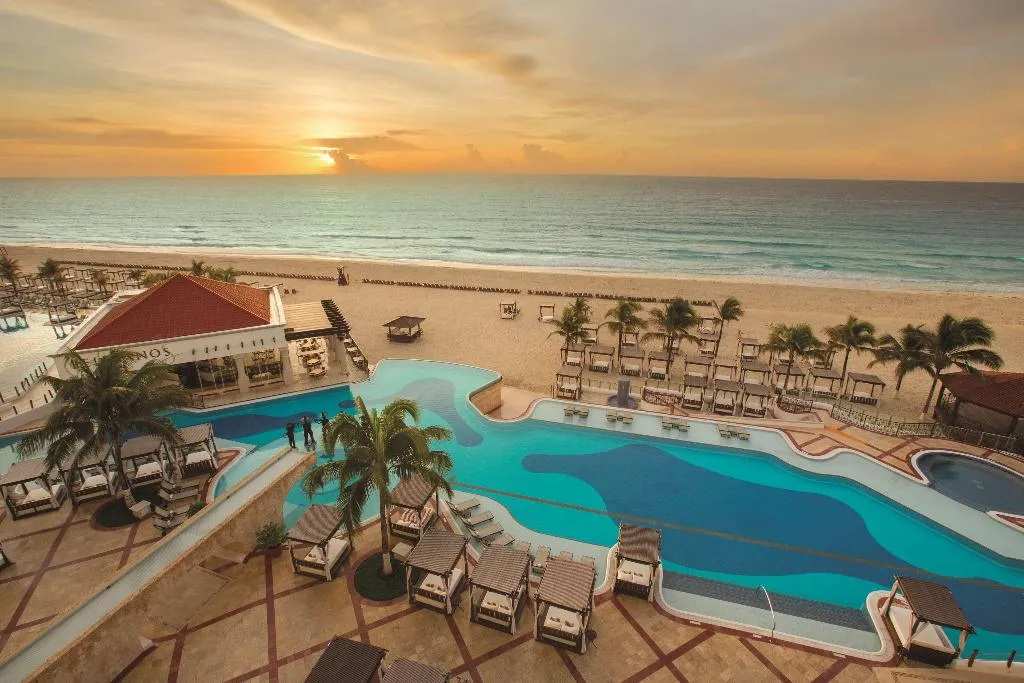 Pool, Hyatt Zilara Cancun, Cancun Area