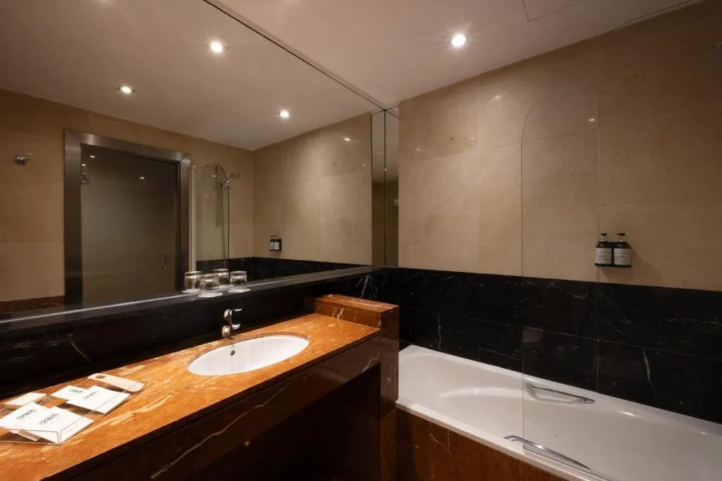 DOUBLE SINGLE USE SUPERIOR Room, Catalonia Diagonal Centro, Barcelona