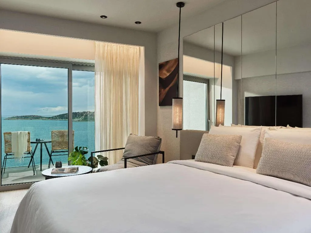 DOUBLE DELUXE SEA VIEW Room, NIKO Seaside Resort Crete MGallery, Crete