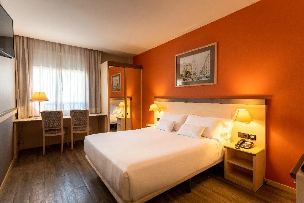 DOUBLE SINGLE USE STANDARD Room, Petit Palace Trencadis, Barcelona
