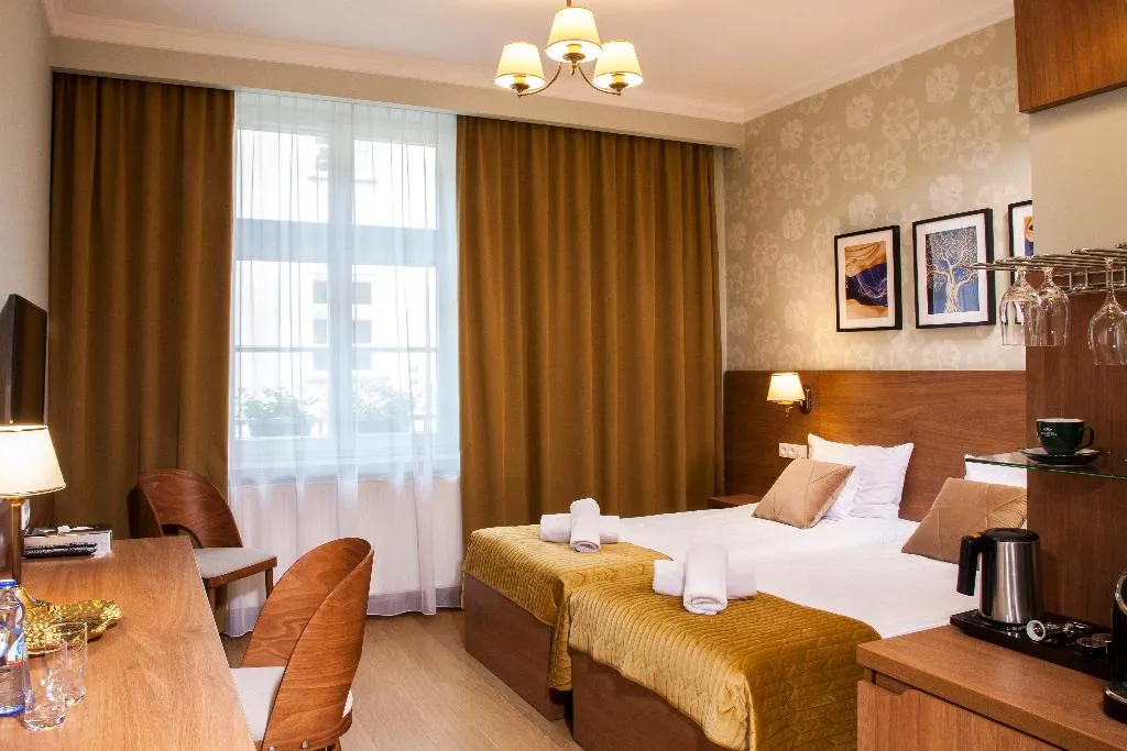 Double or Twin ONE BED Room, Portal House Apartments, Krakow