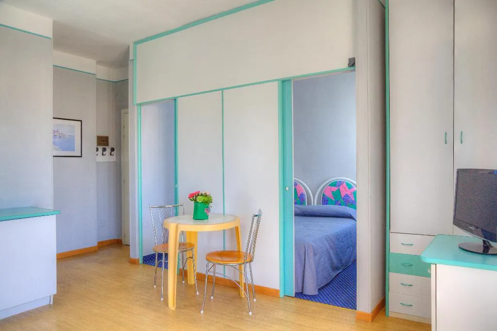 TRIPLE STANDARD Room, Ute, Venice