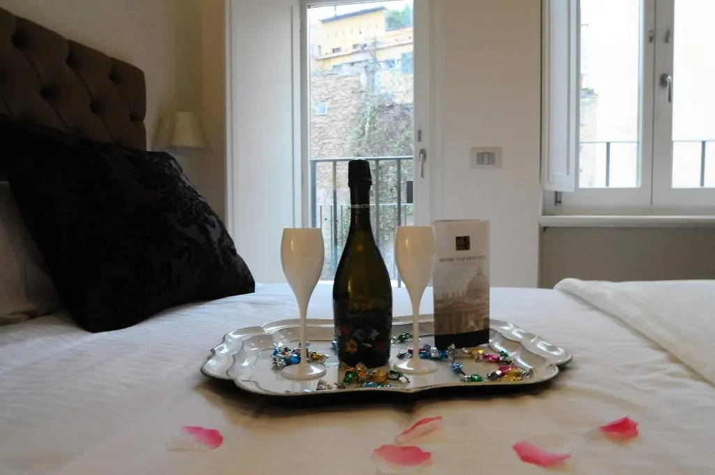 Room, Magia A Trilussa, Rome