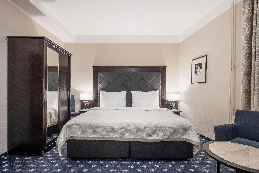 DOUBLE DELUXE Room, Pytloun Old Armoury Hotel Prague, Prague