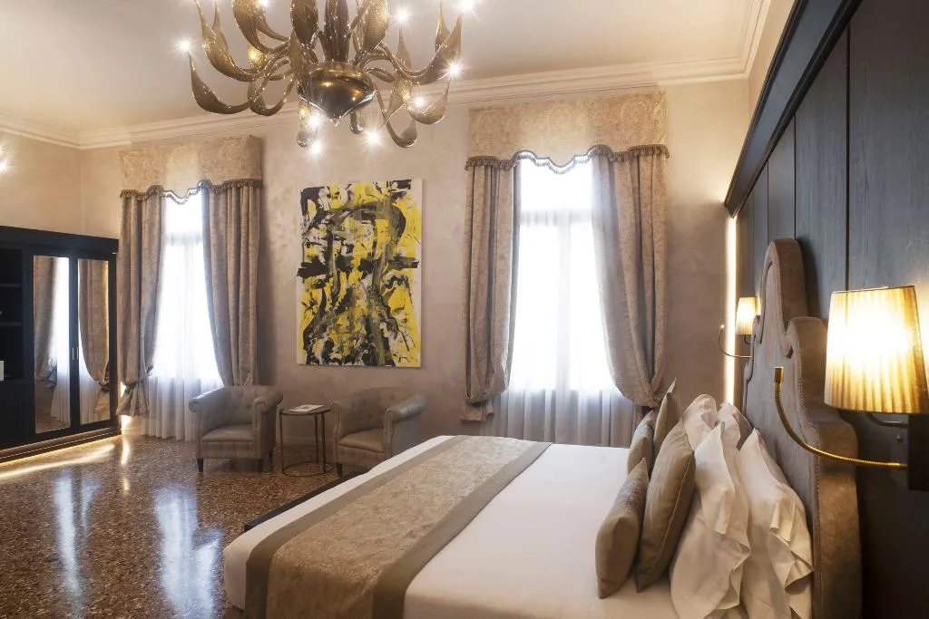 SUITE WITH BALCONY Room, Hotel Aquarius Venice, Venice