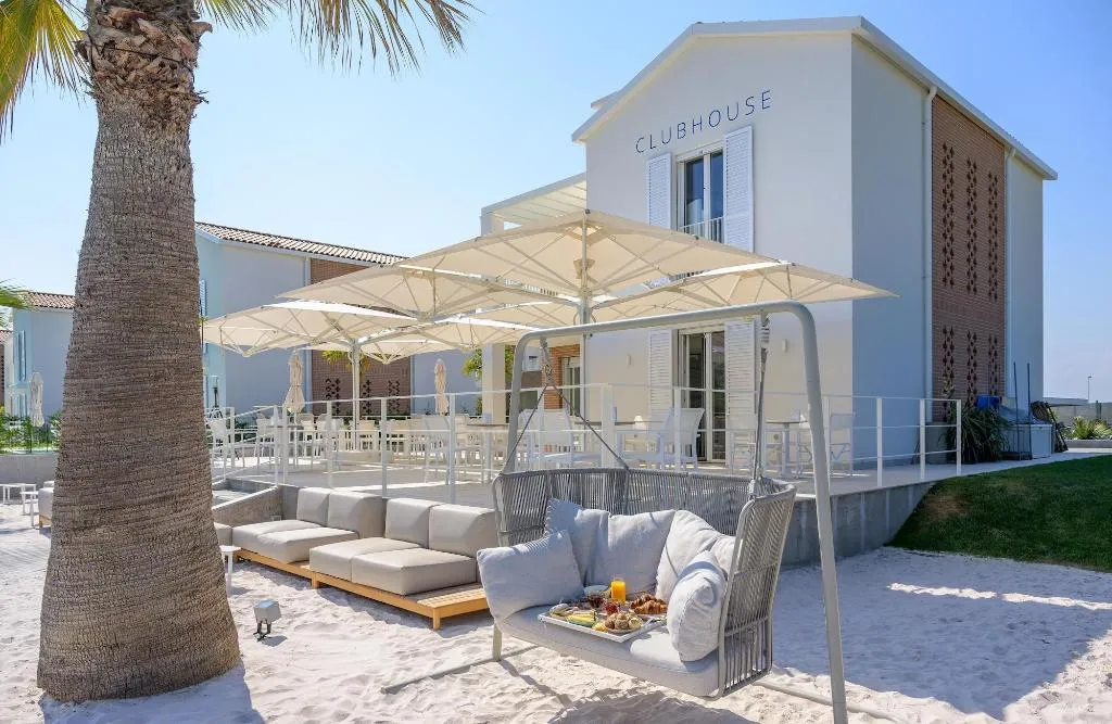 Bar, Pareus Beach Resort, Venice