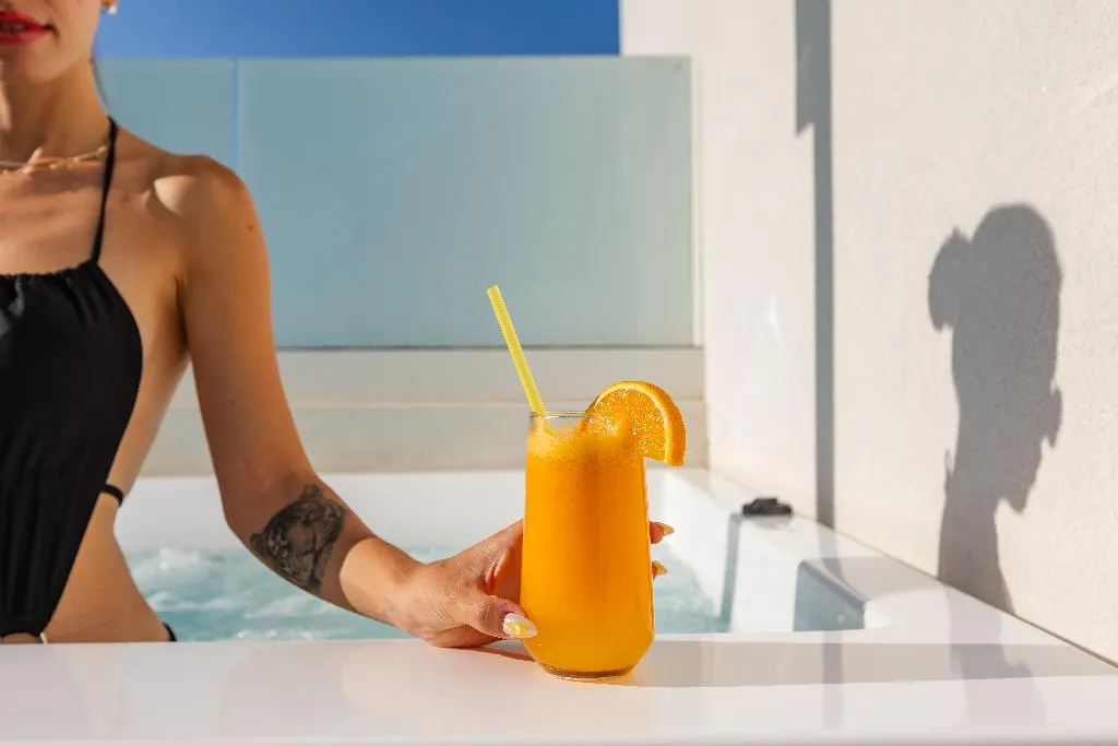 SUITE KING BED WITH JACUZZI Room, Santo Mangata Boutique Hotel & Spa, Santorini