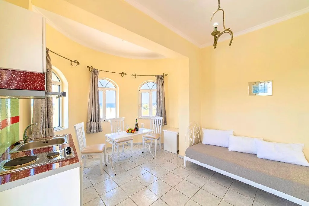 FAMILY ROOM STANDARD Room, Palladion Hotel, Crete