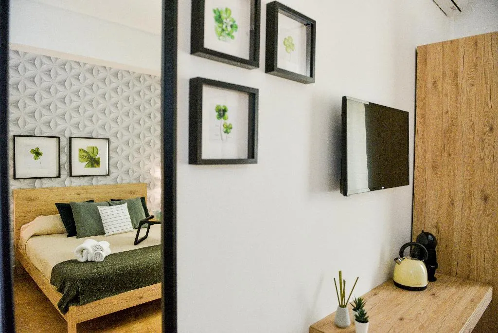 DOUBLE STANDARD Room, B&B Portafortuna Lucky Charm, Naples