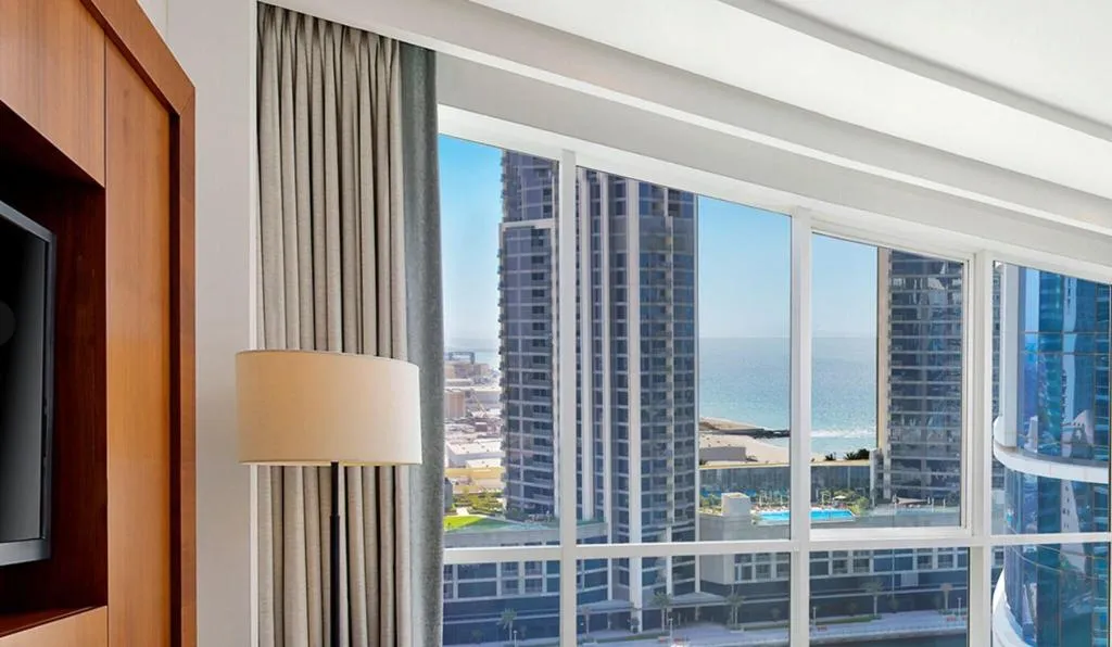 SUITE CITY VIEW KING BED Room, DoubleTree by Hilton Dubai, Jumeirah Beach, Dubai