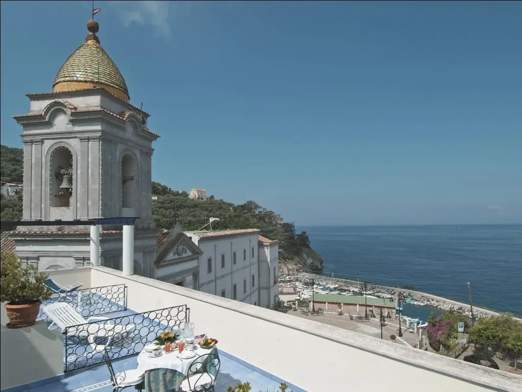 General view, Piccolo Paradiso, Naples