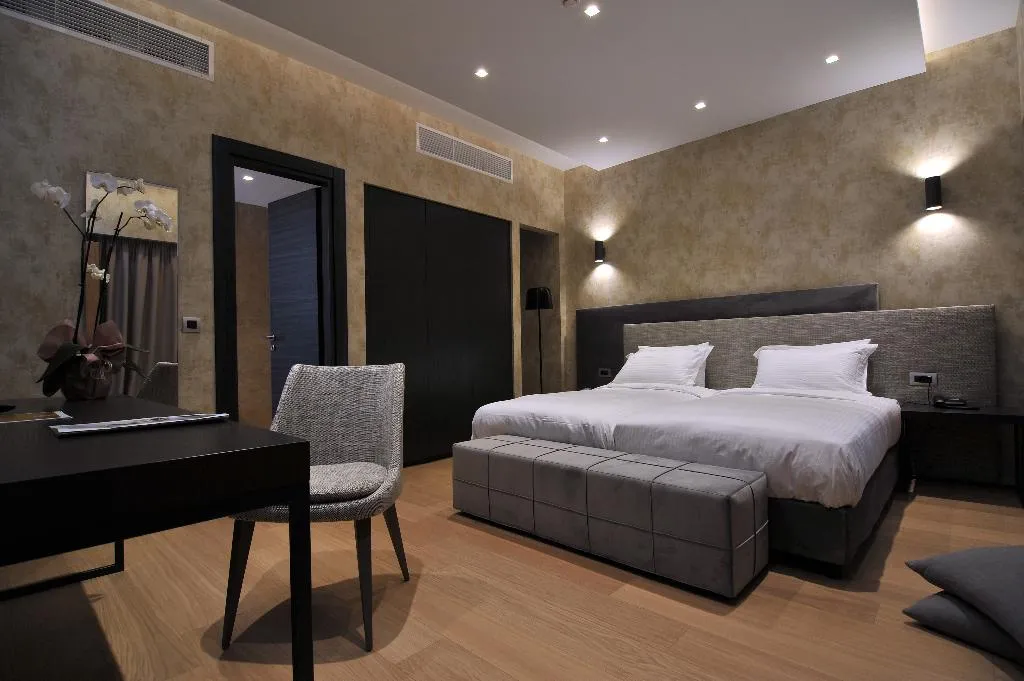 Double or Twin DELUXE Room, Athenaeum Grand Hotel, Athens