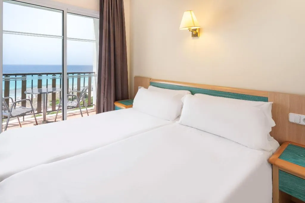 FAMILY ROOM SEA VIEW Room, Sol Milanos Pinguinos, Menorca