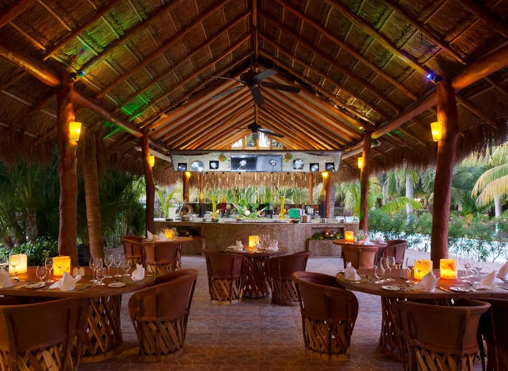 Restaurant, El Dorado Casitas Royale Spa Resorts All Inclusive, Cancun Area