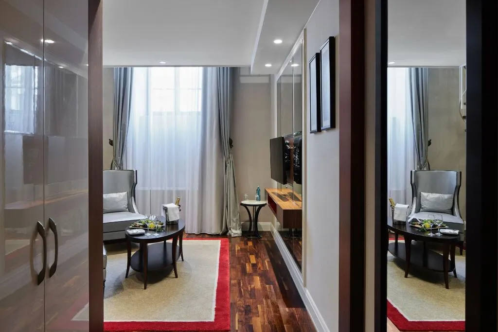 SUITE DUPLEX Room, Titanic Gendarmenmarkt Berlin, Berlin