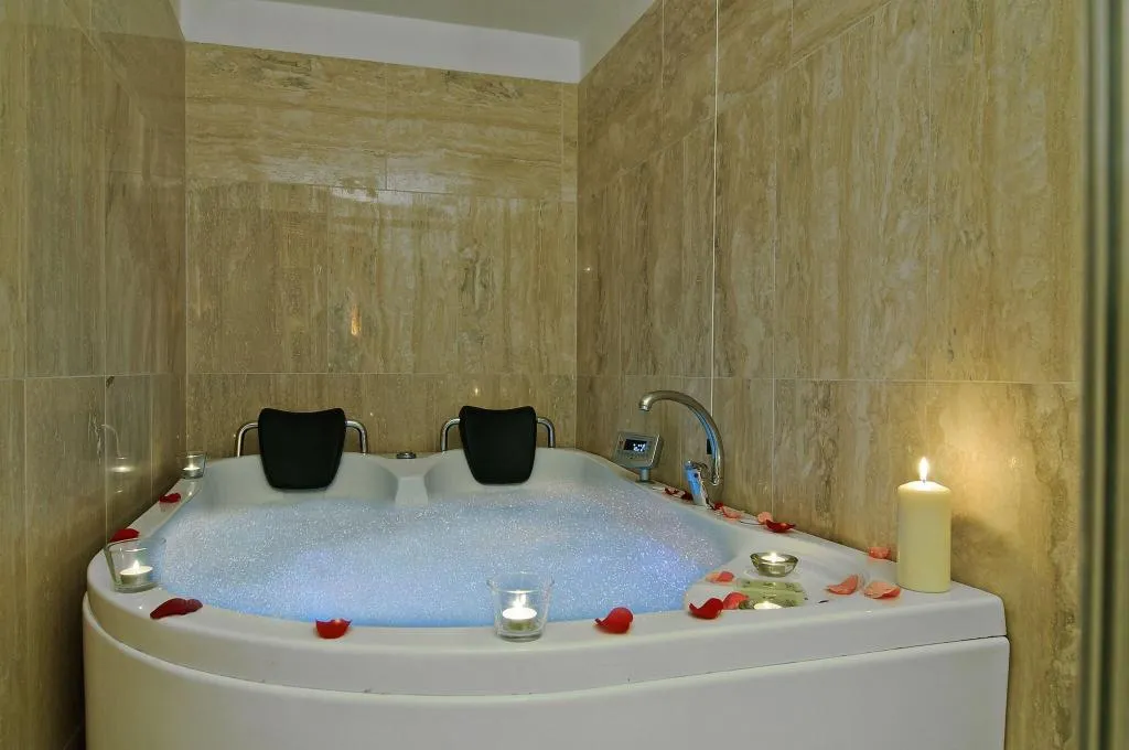 Sports and Entertainment, Relais Le Clarisse, Rome
