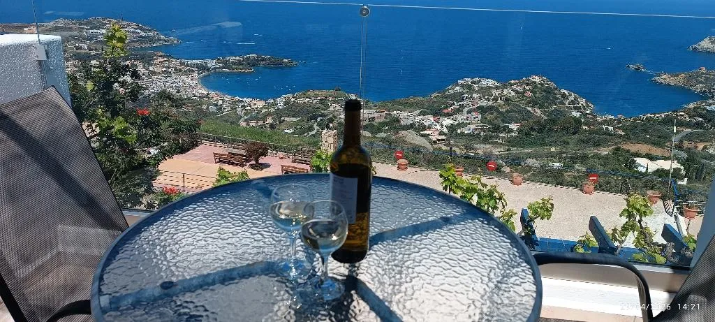 STUDIO SEA VIEW Room, Nymphes Luxury Apartments, Crete