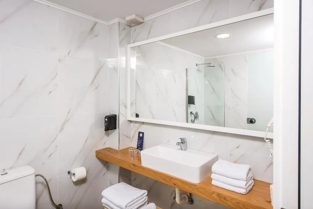 Double or Twin STANDARD Room, Gouves Water Park Holiday Resort, Crete