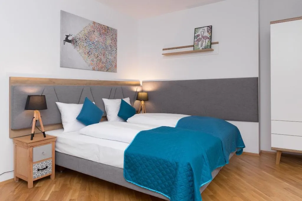Room, 1898 Parkside Boutique Residence, Krakow