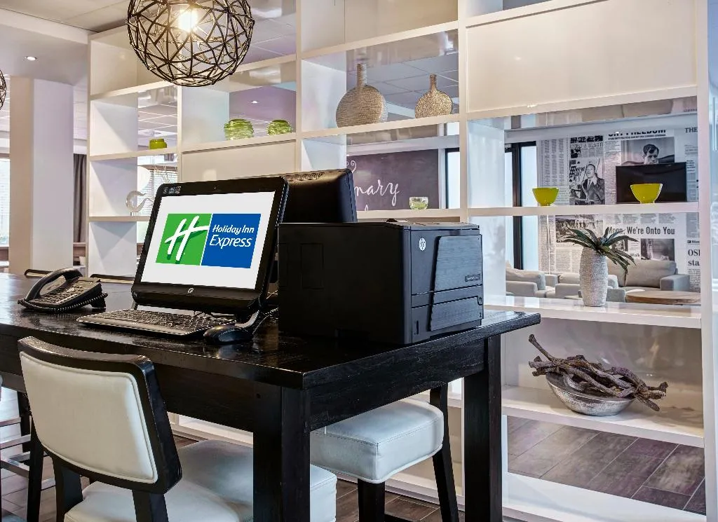 General view, Holiday Inn Express Amsterdam Schiphol, Amsterdam